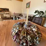Prosluneny Dum S Vyhledem Na Palavu